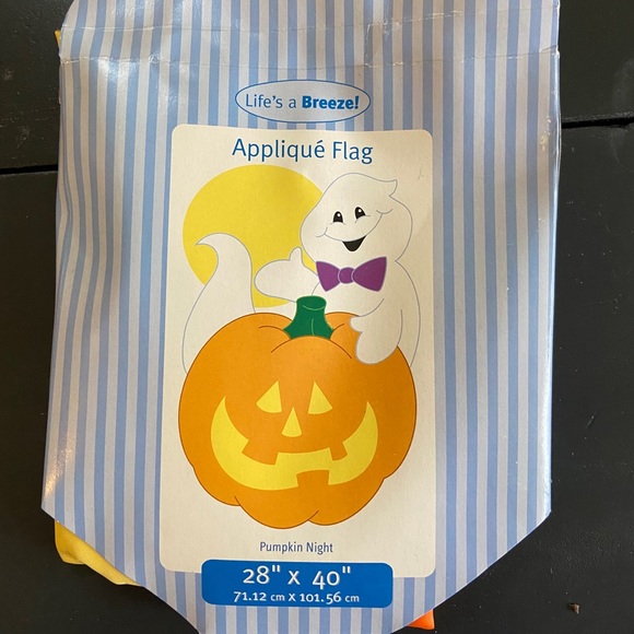 NWT Halloween Flag - Picture 3 of 3